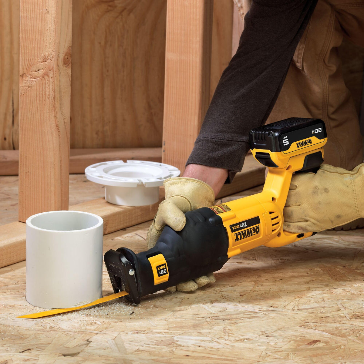 Cordless Reciprocating Saw with Battery and Charger F609