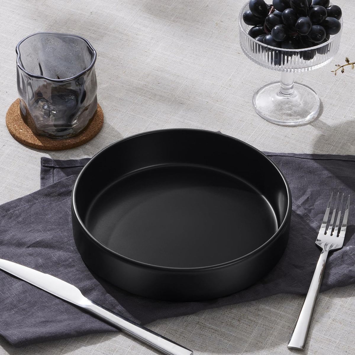 Stoneware Dinnerware Set, 12-Piece Plates and Bowls, Set of 4, Matte Black I7466